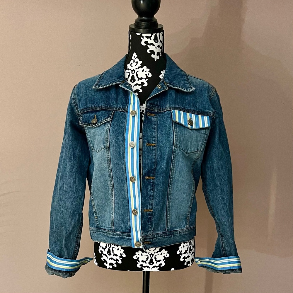 TIE ONE ON NY Colorful Designer Grosgrain Ribbon Trim Denim Jacket